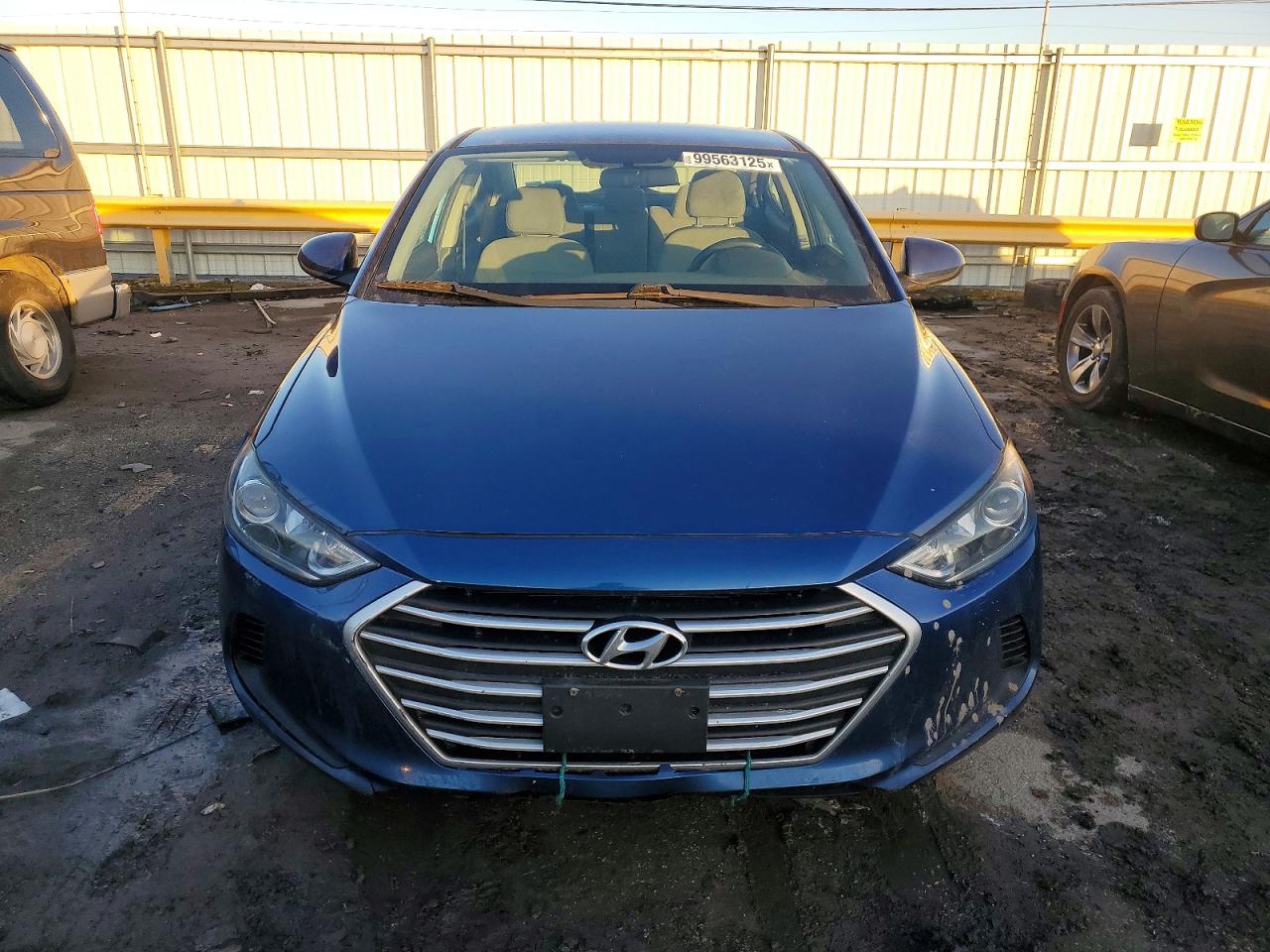 2017 HYUNDAI ELANTRA SE photo 5