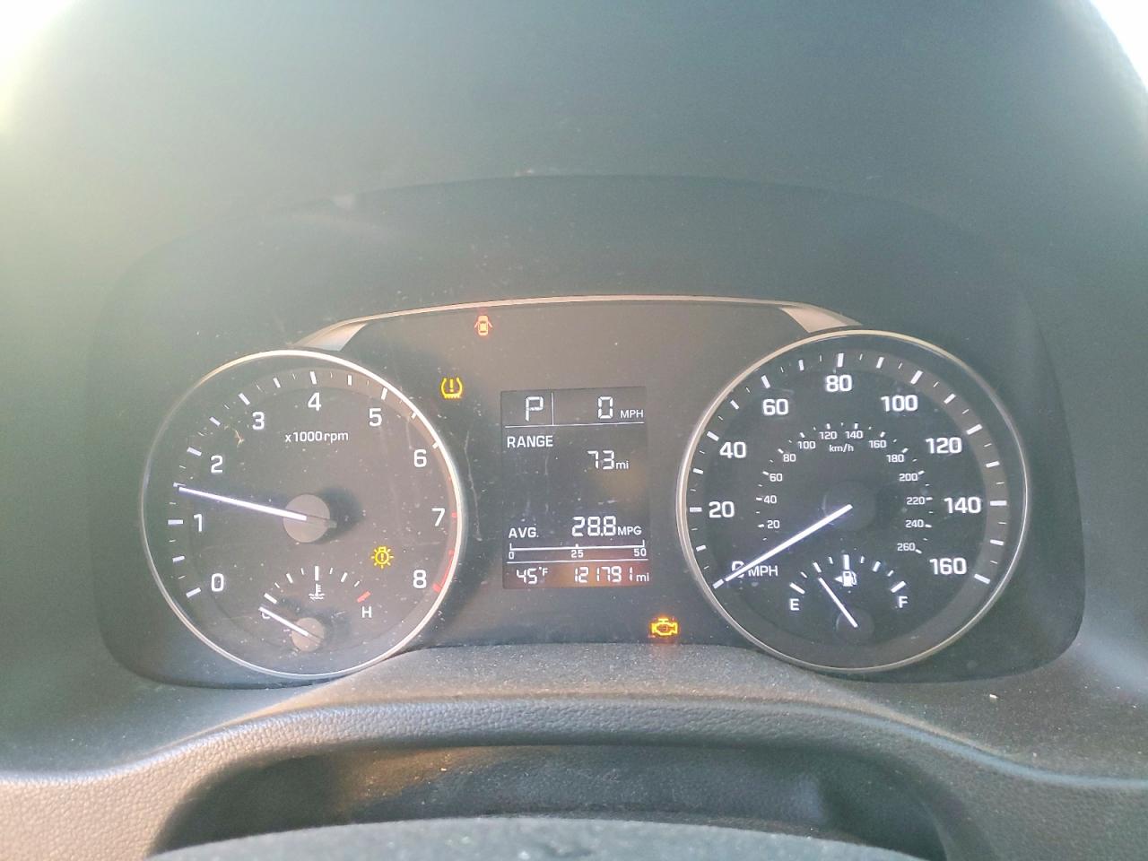 2017 HYUNDAI ELANTRA SE photo 9