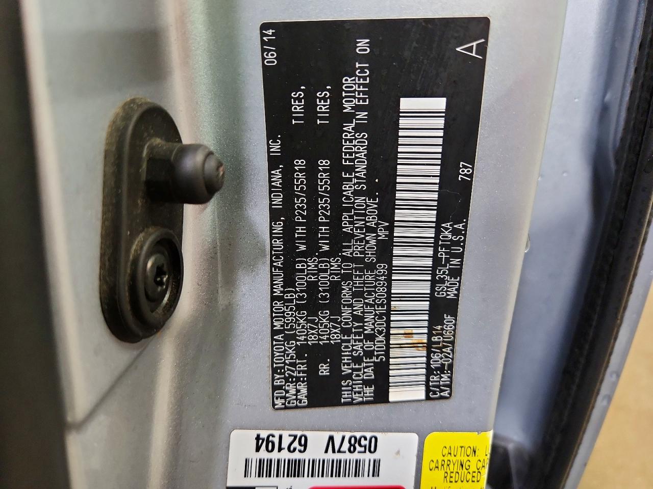 2014 TOYOTA SIENNA XLE photo 14