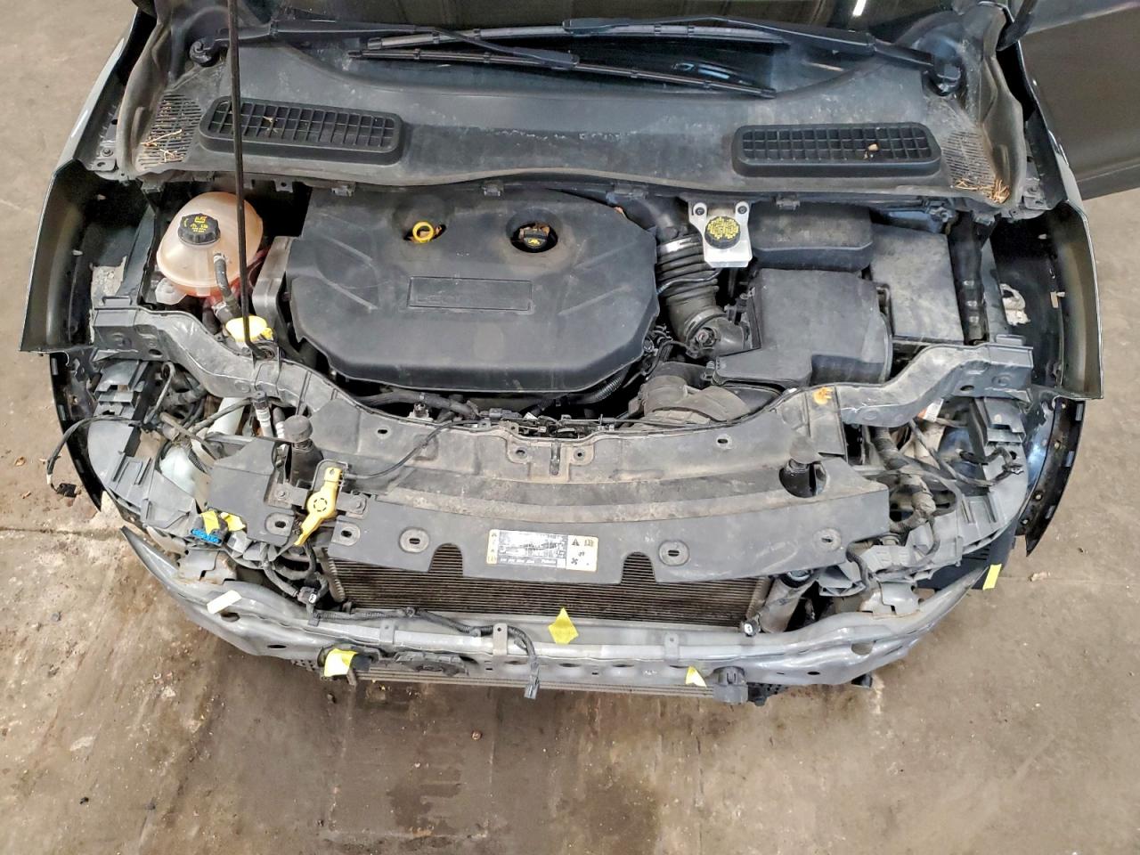 2017 FORD ESCAPE SE photo 12