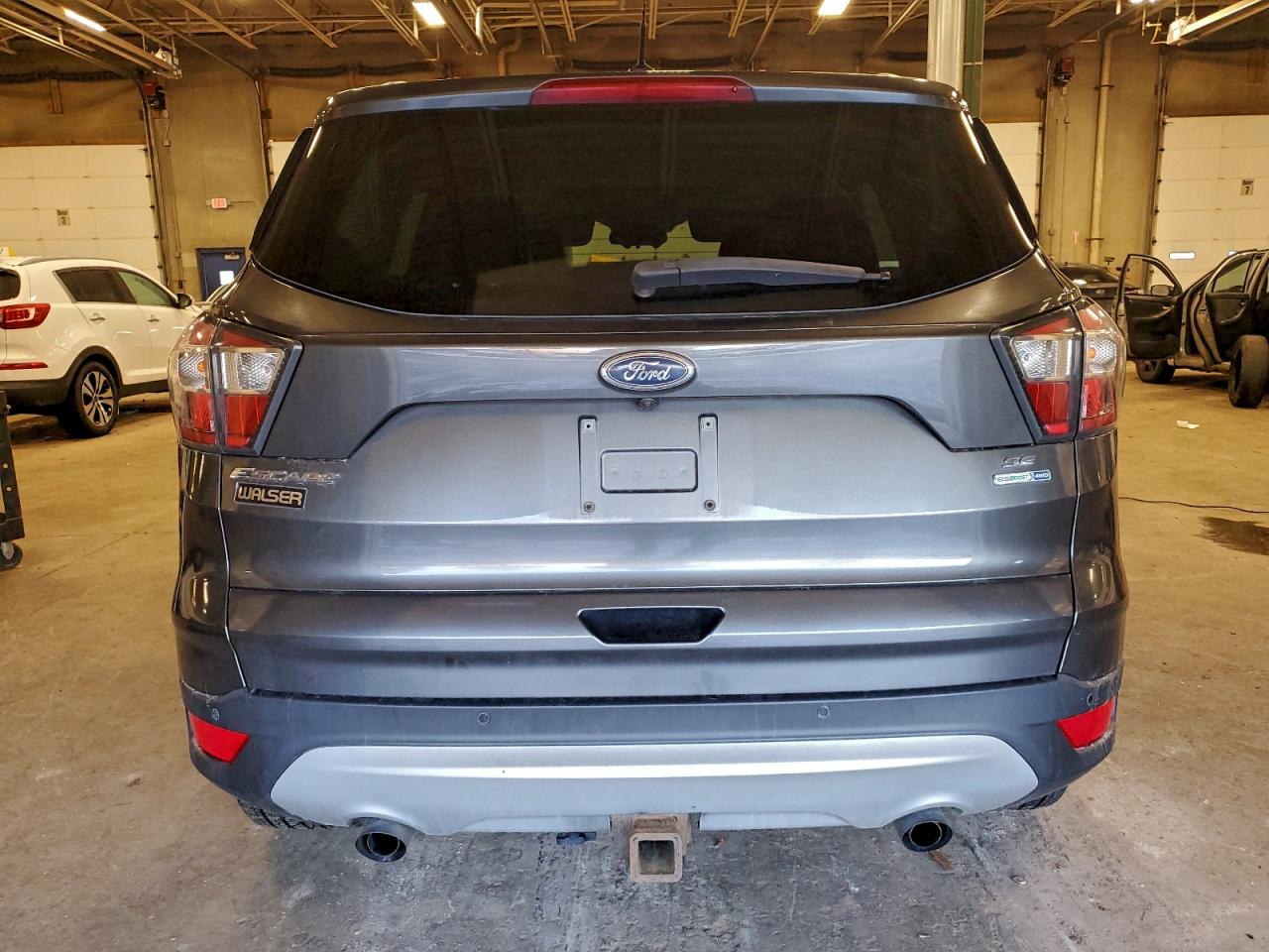 2017 FORD ESCAPE SE photo 6