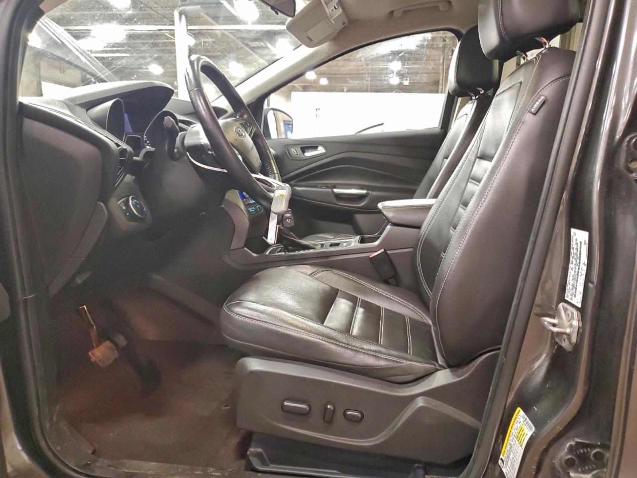 2017 FORD ESCAPE SE photo 7
