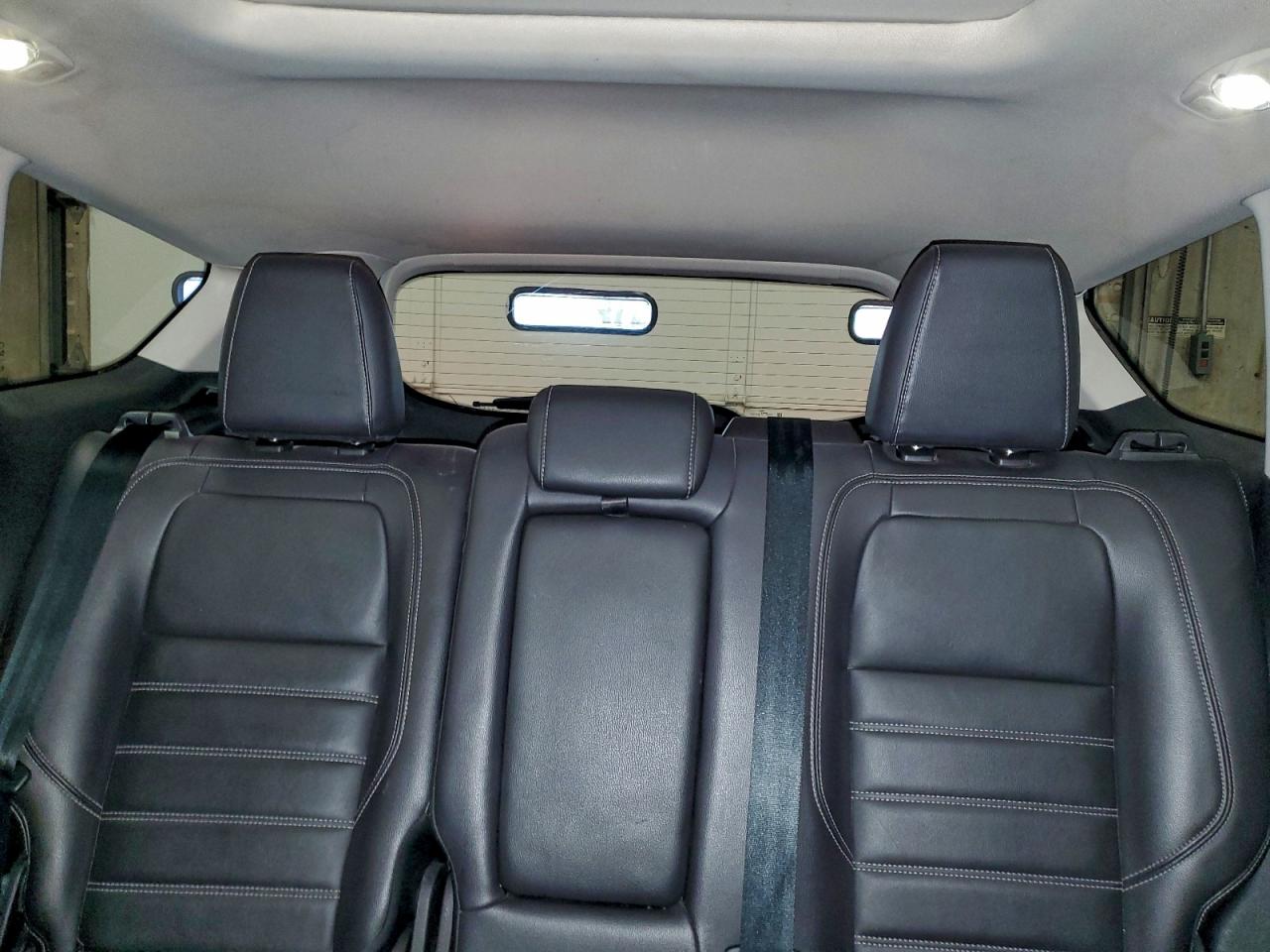 2017 FORD ESCAPE SE photo 10