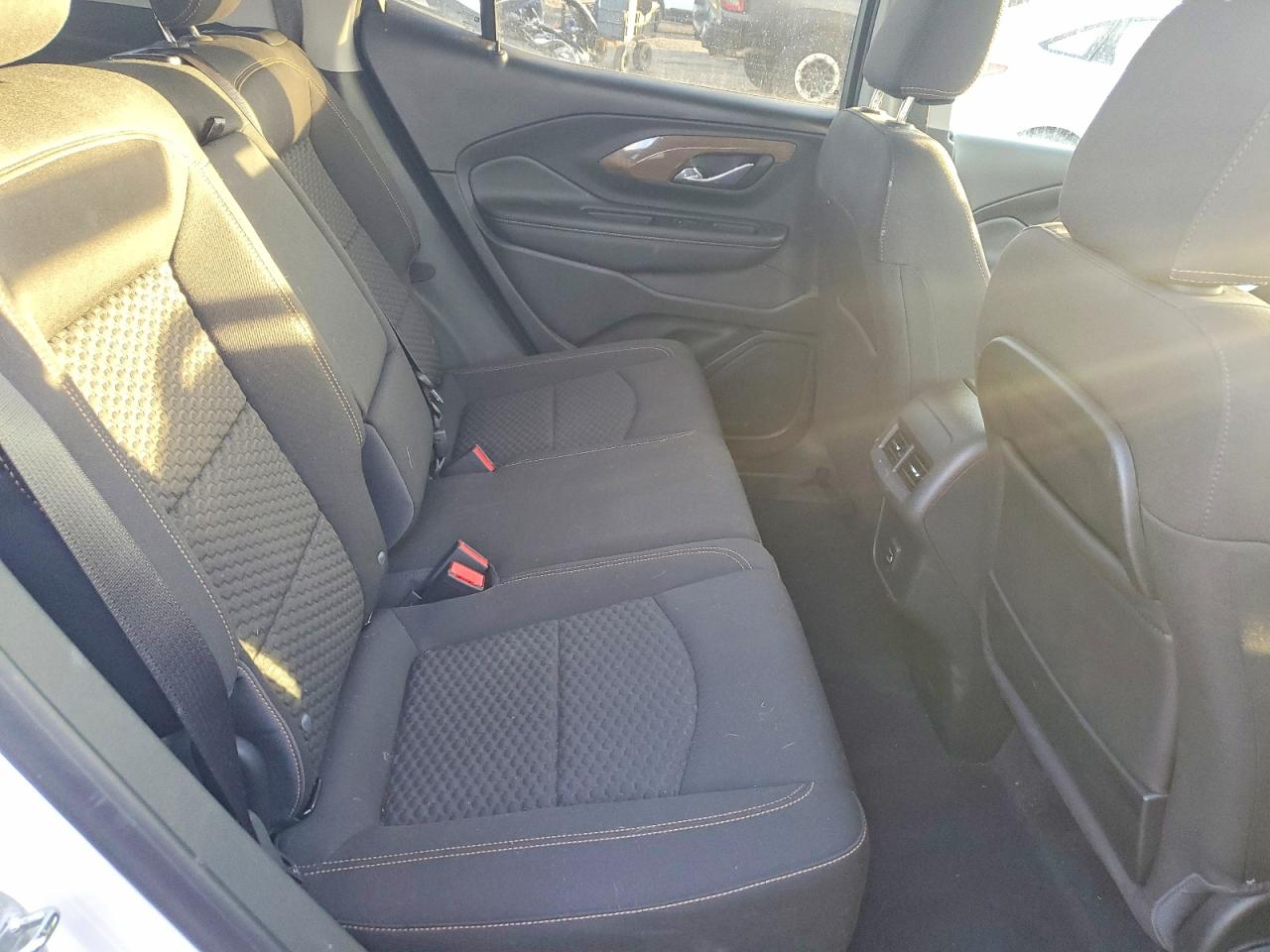 2020 GMC TERRAIN SLE photo 11