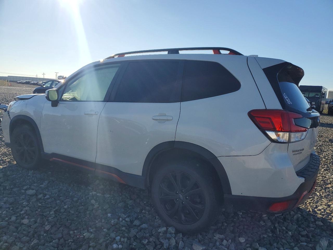 2021 SUBARU FORESTER SPORT photo 4