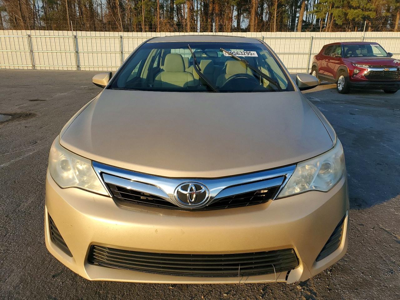 2012 TOYOTA CAMRY BASE photo 5