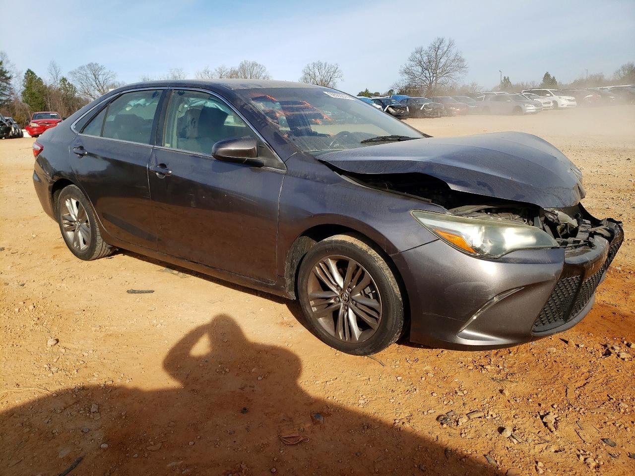 2015 TOYOTA CAMRY LE photo 4