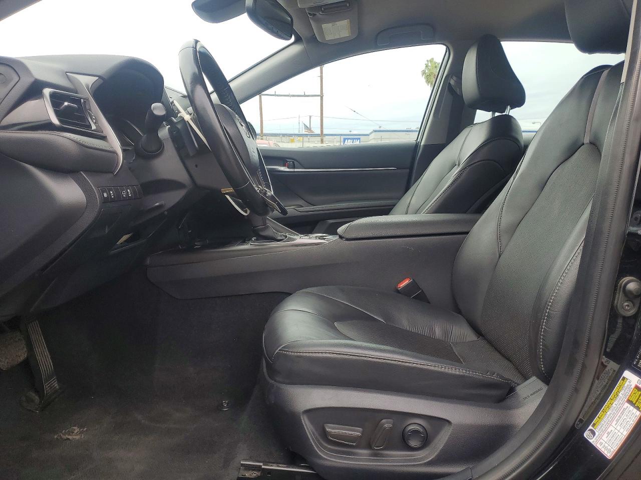 2023 TOYOTA CAMRY XSE photo 7