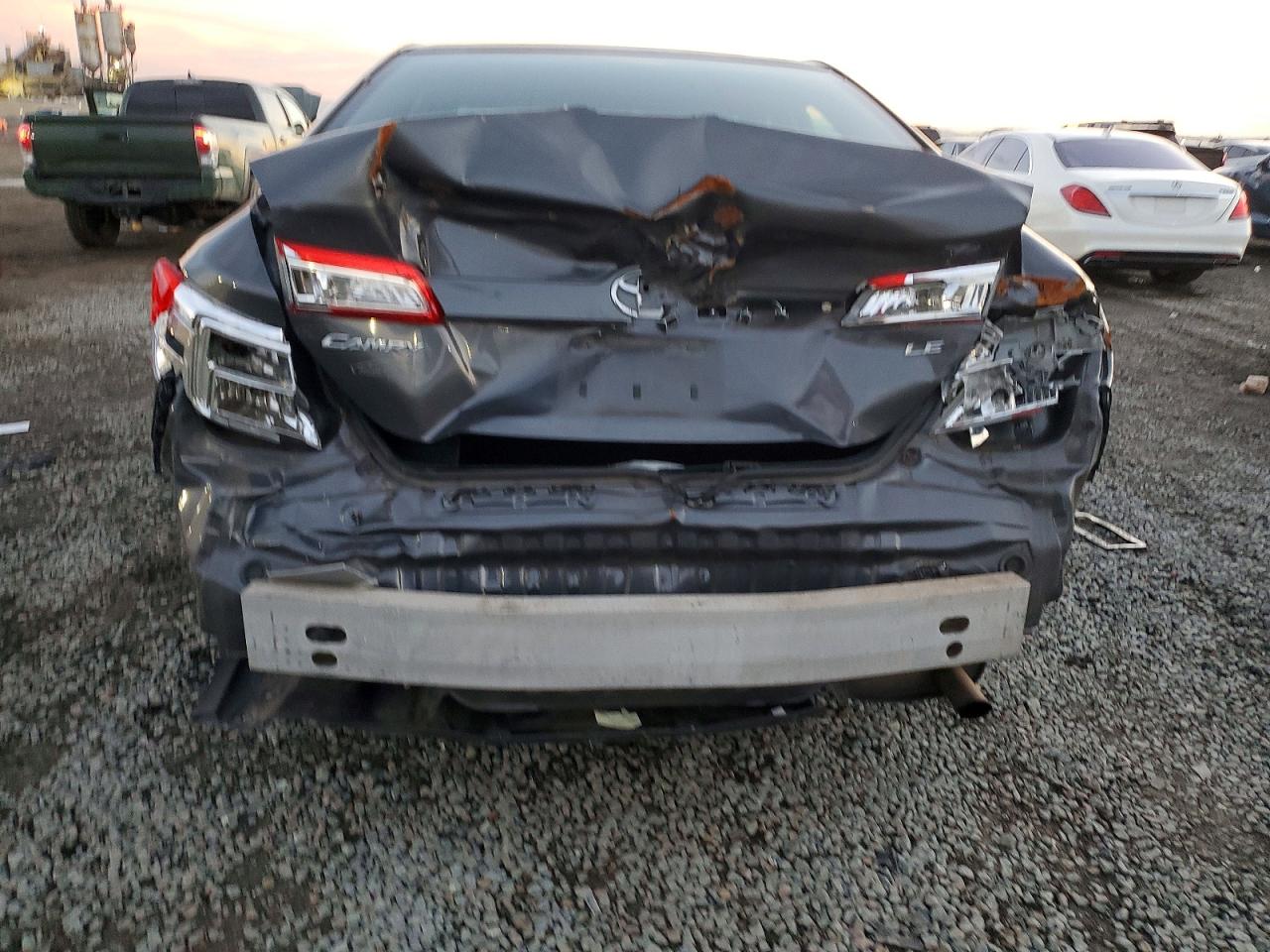 2012 TOYOTA CAMRY BASE photo 6
