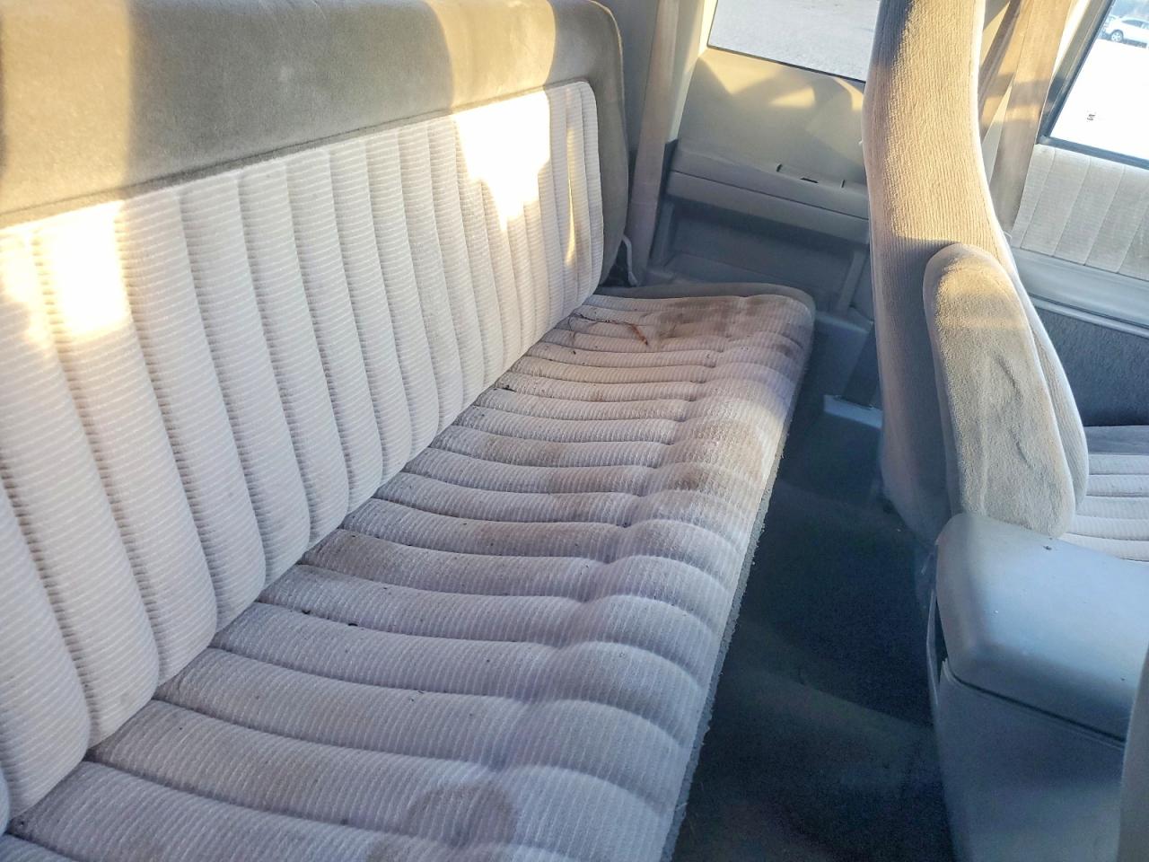 1994 CHEVROLET GMT-400 C1500 photo 10
