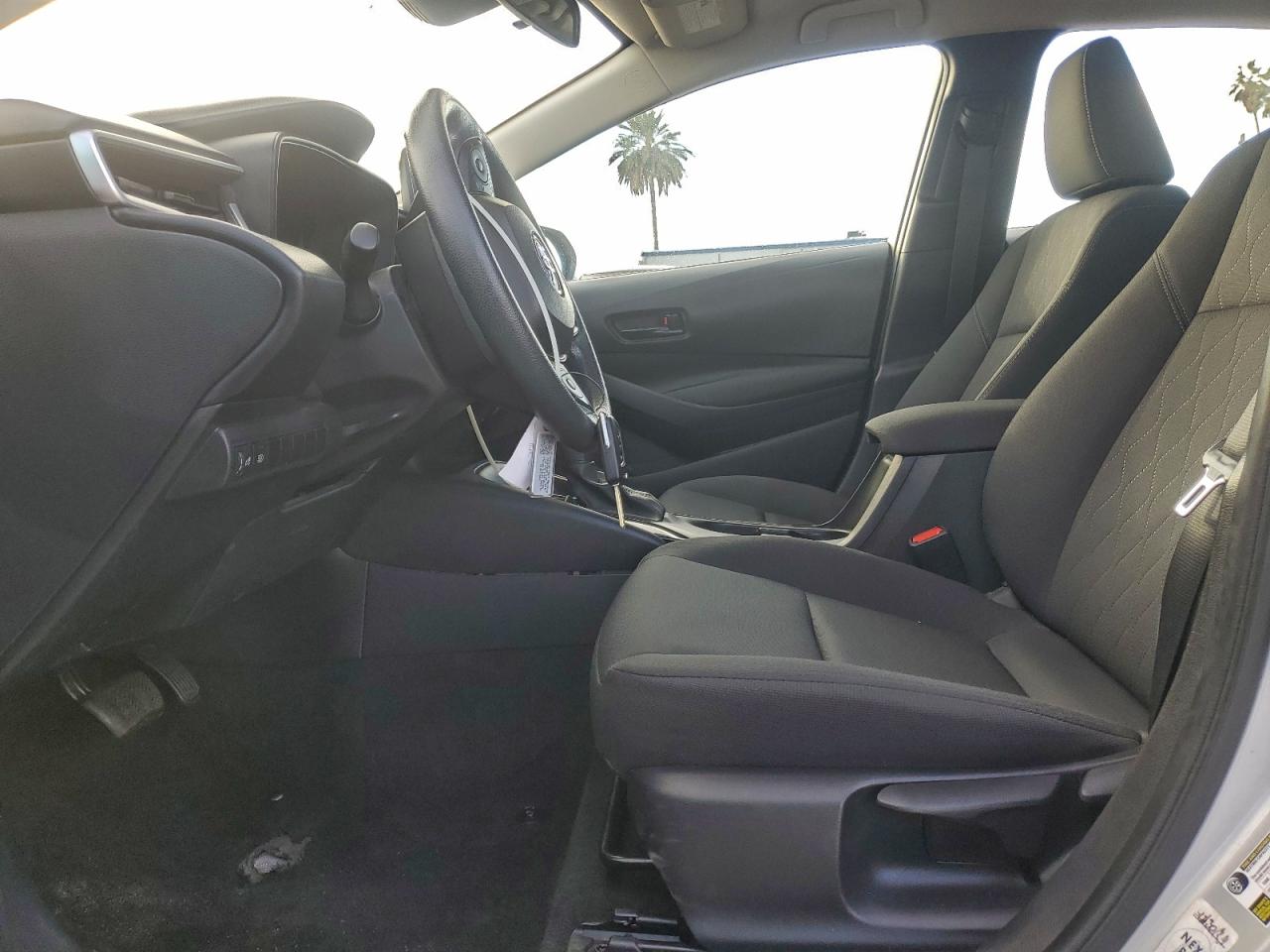 2023 TOYOTA COROLLA LE photo 7