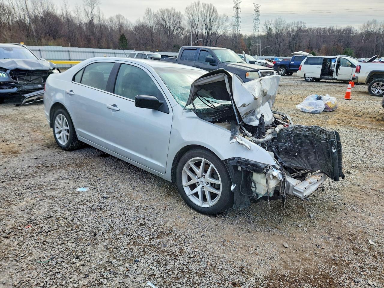 2010 FORD FUSION photo 4