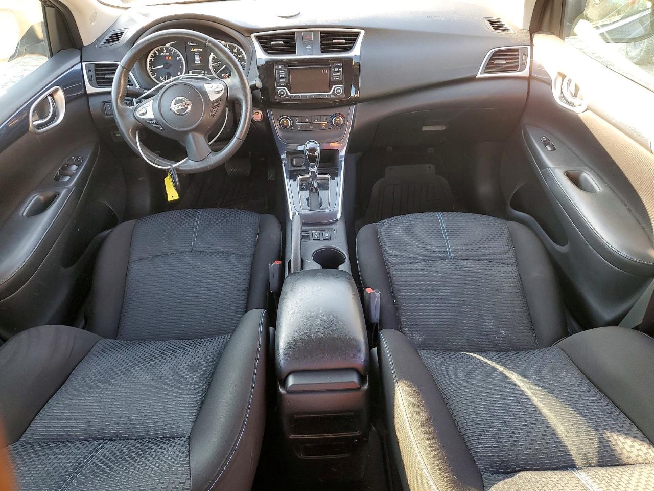 2017 NISSAN SENTRA S photo 8