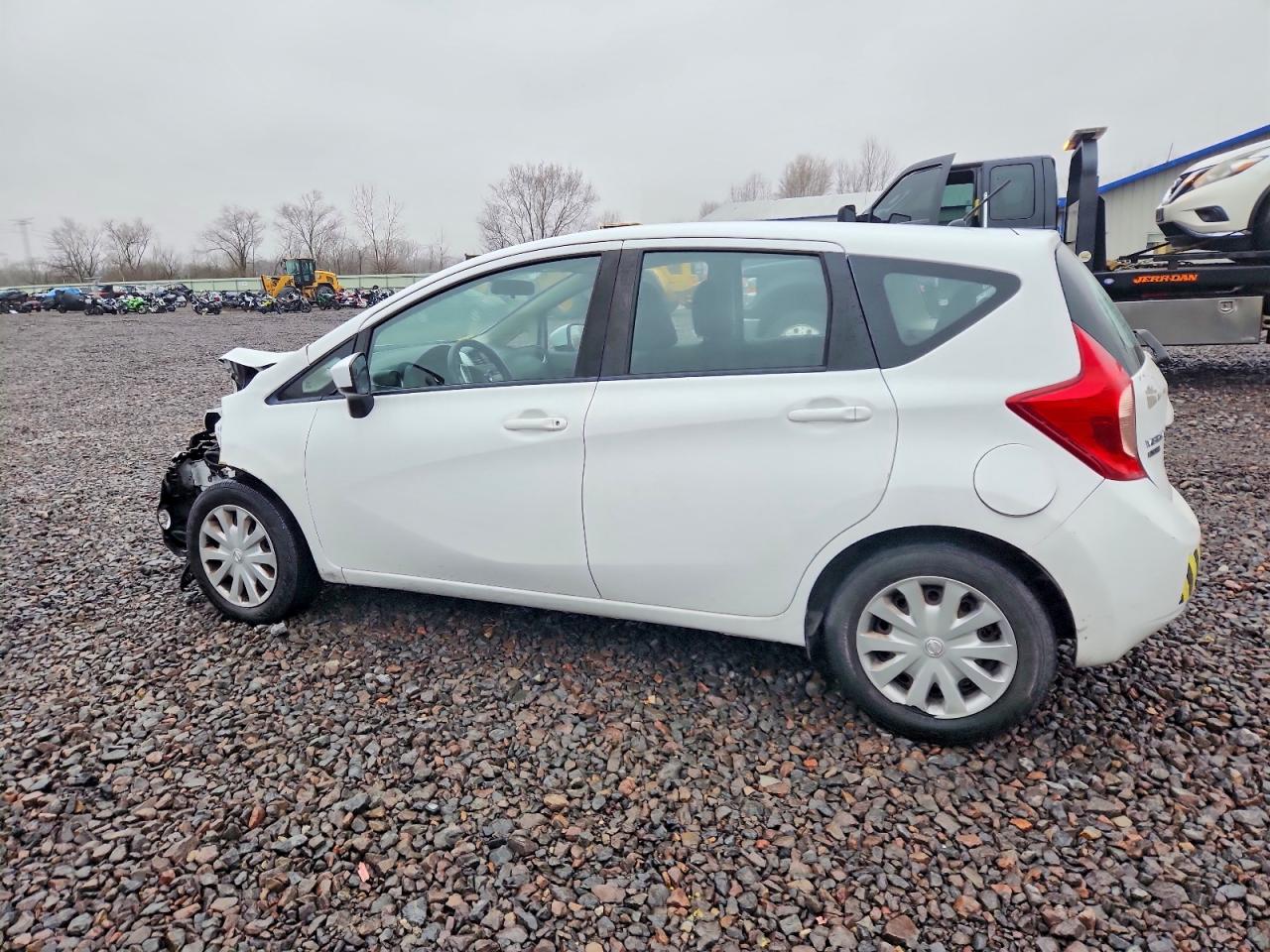 2016 NISSAN VERSA NOTE S photo 2