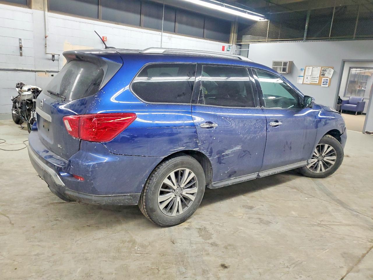 2017 NISSAN PATHFINDER S photo 3