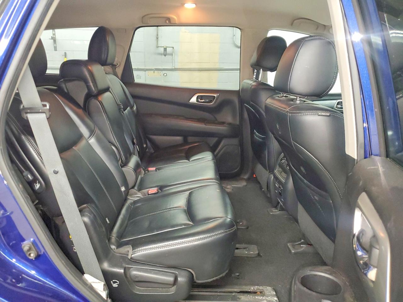 2017 NISSAN PATHFINDER S photo 11