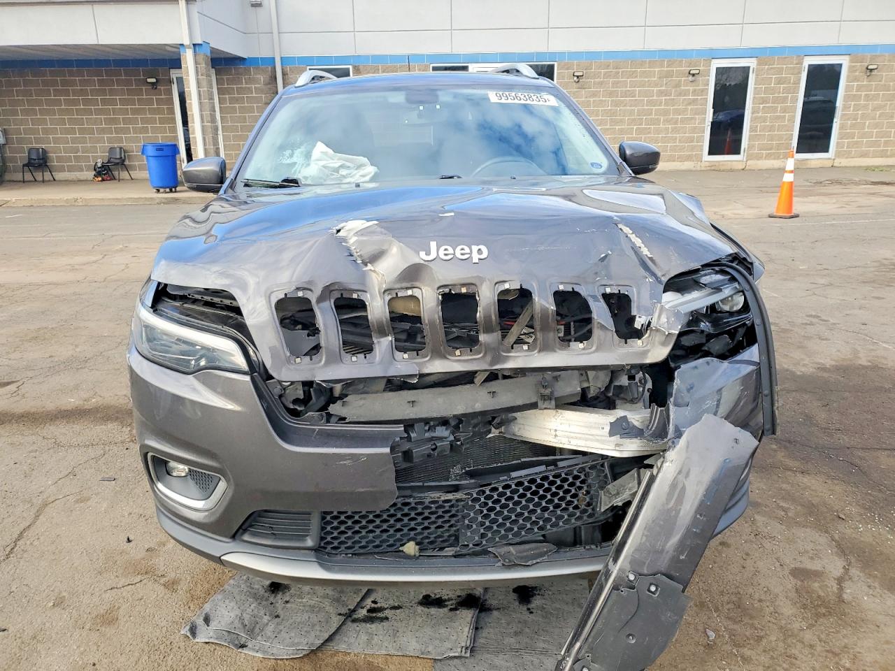 2019 JEEP CHEROKEE LIMITED photo 5