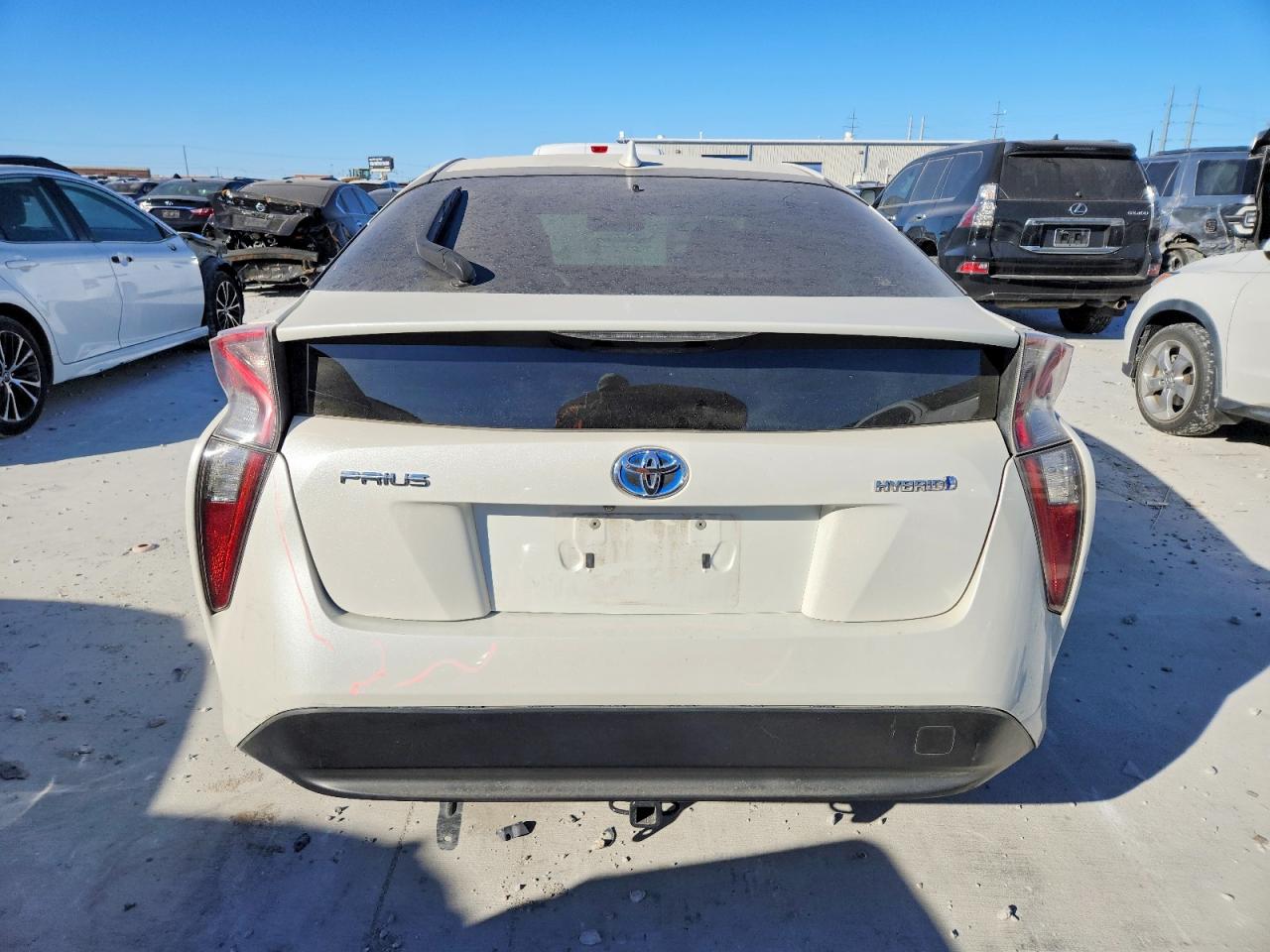2016 TOYOTA PRIUS photo 6