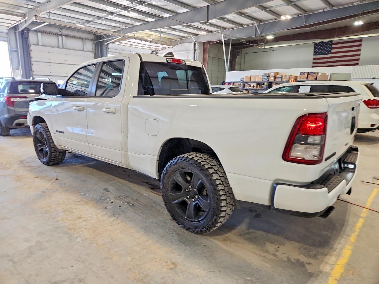 2021 RAM 1500 BIG HORN/LONE STAR photo 2