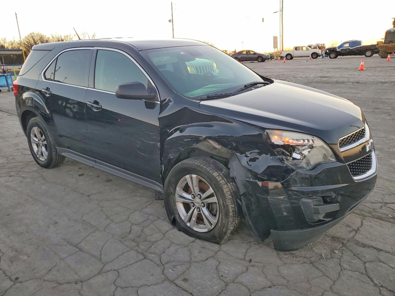 2014 CHEVROLET EQUINOX LS photo 4