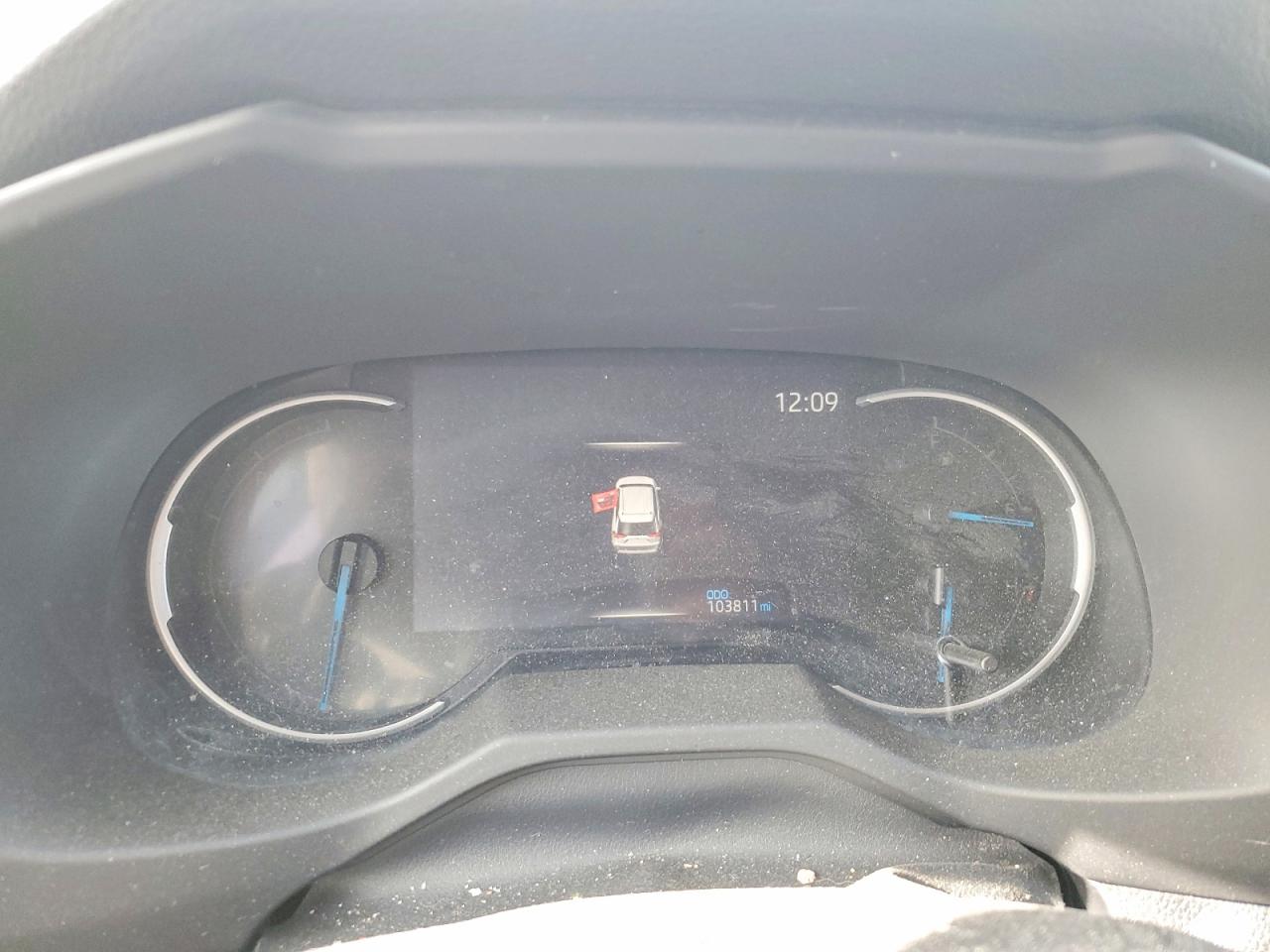 2021 TOYOTA RAV4 XSE photo 9