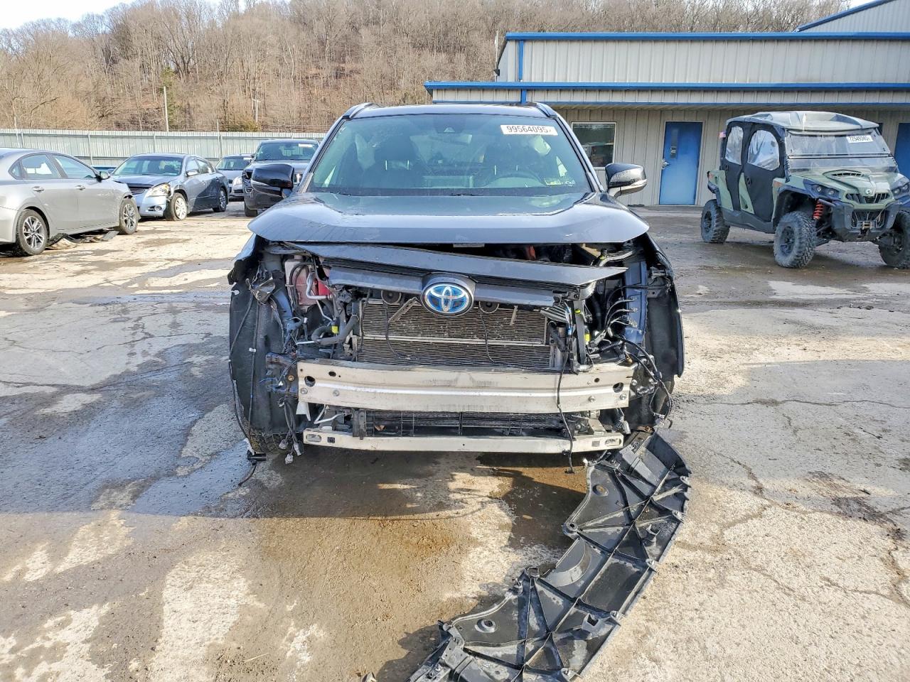 2021 TOYOTA RAV4 XSE photo 5