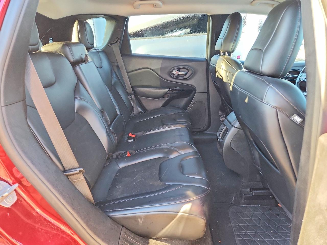 2021 JEEP CHEROKEE LATITUDE PLUS photo 10