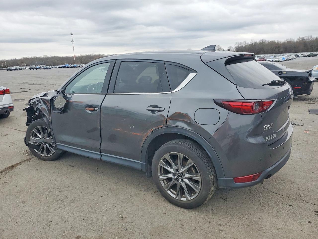 2021 MAZDA CX-5 SIGNATURE photo 2