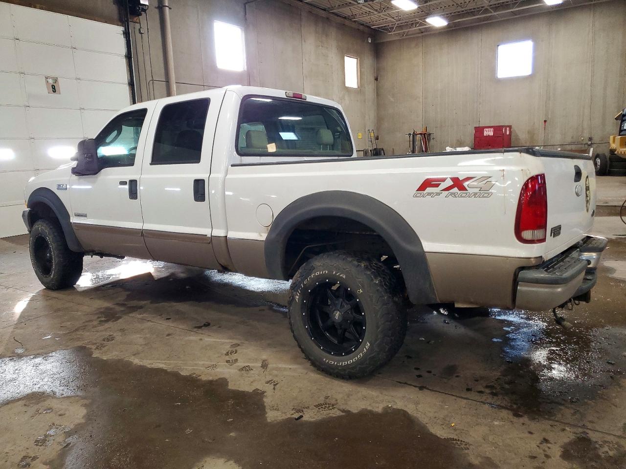 2004 FORD F350 SRW SUPER DUTY photo 2