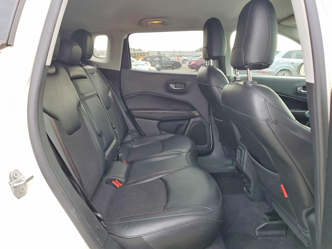 2019 JEEP COMPASS TRAILHAWK photo 21
