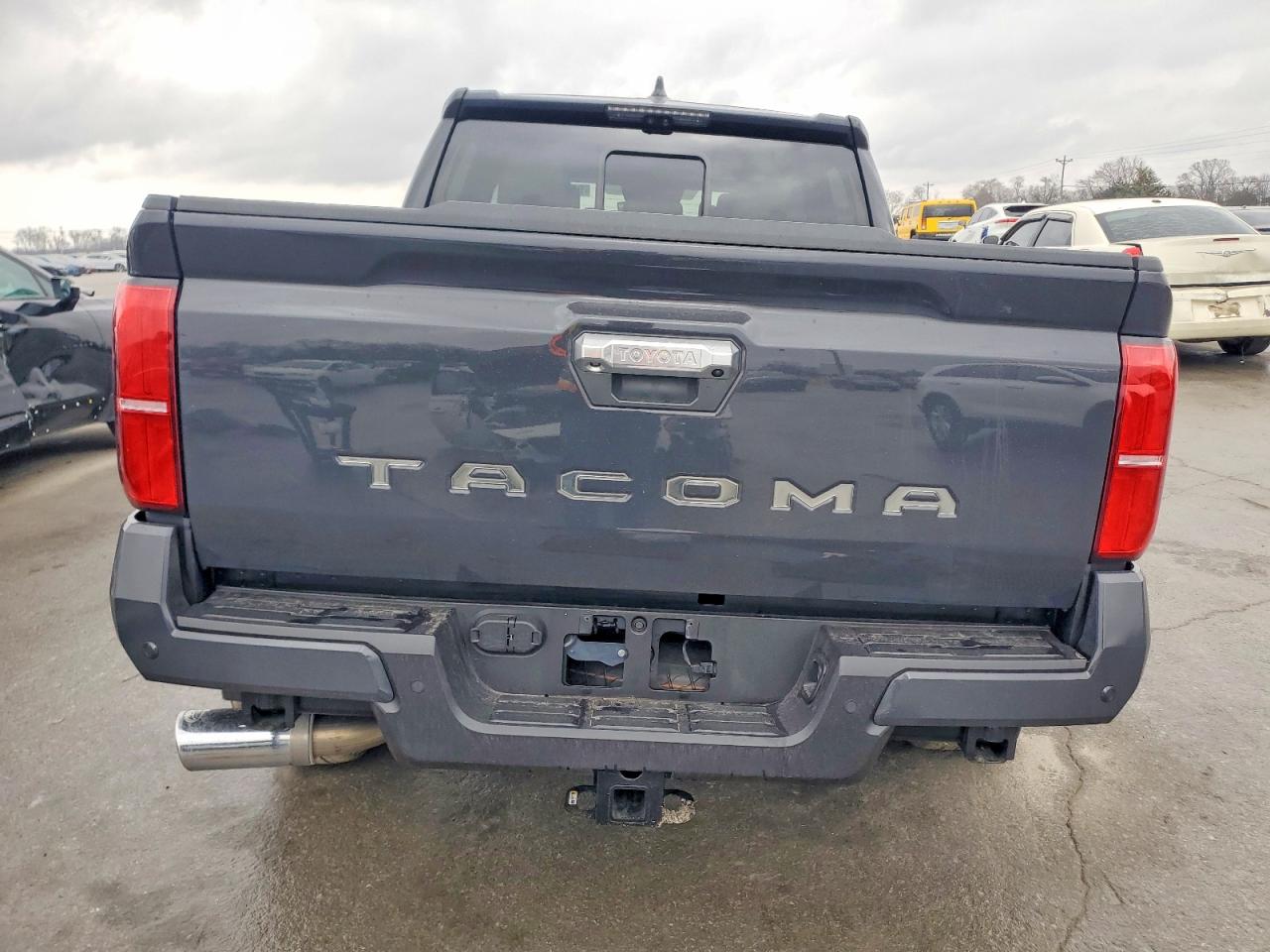 2024 TOYOTA TACOMA LIMITED photo 6