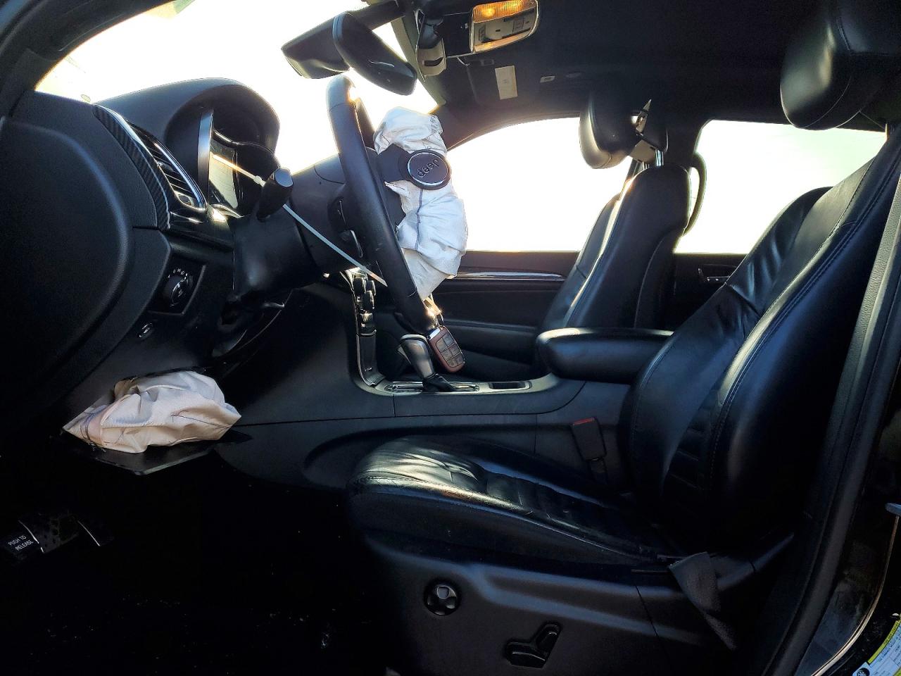2019 JEEP GRAND CHEROKEE LIMITED photo 7