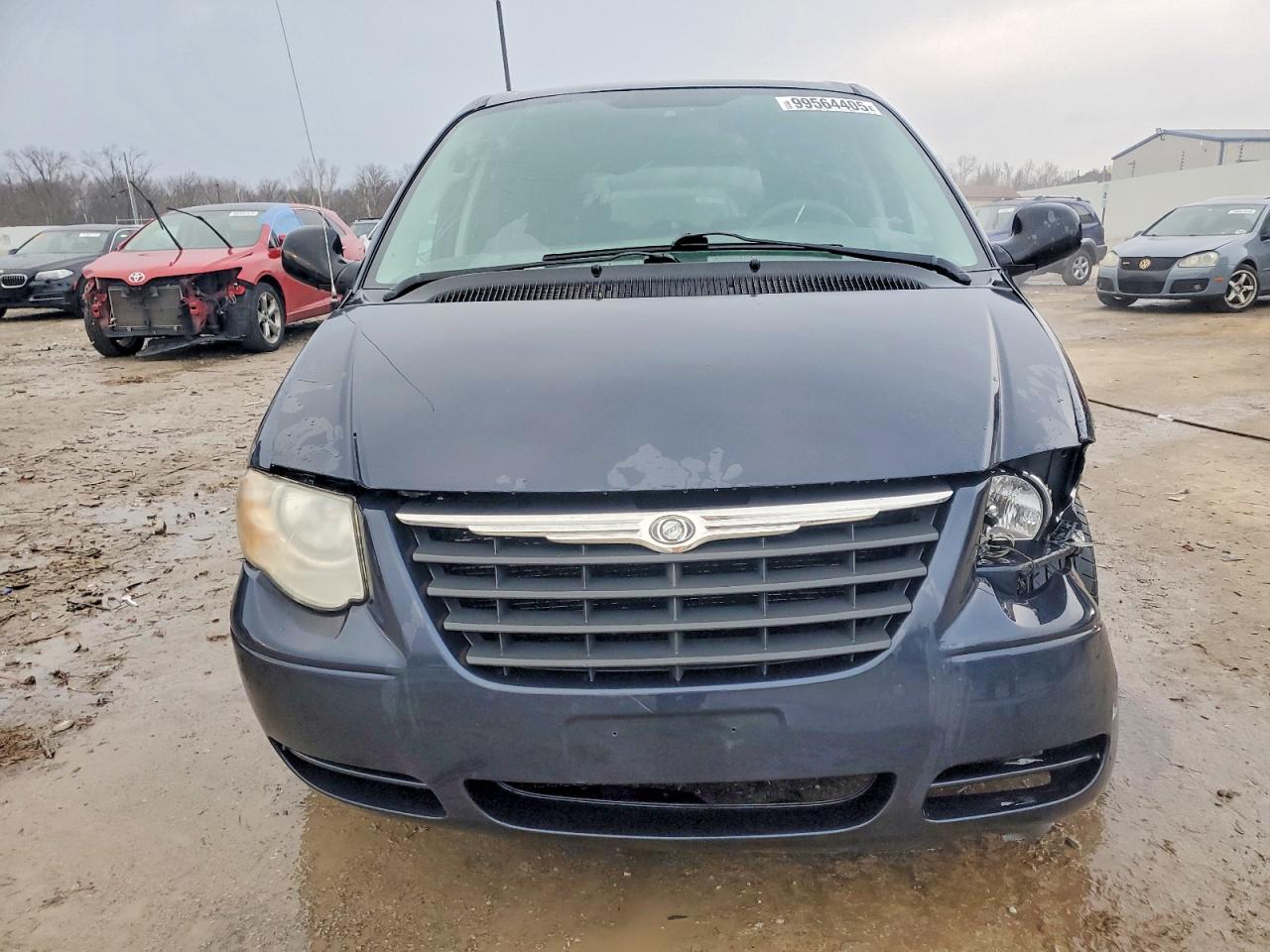 2007 CHRYSLER TOWN & COUNTRY LX photo 5