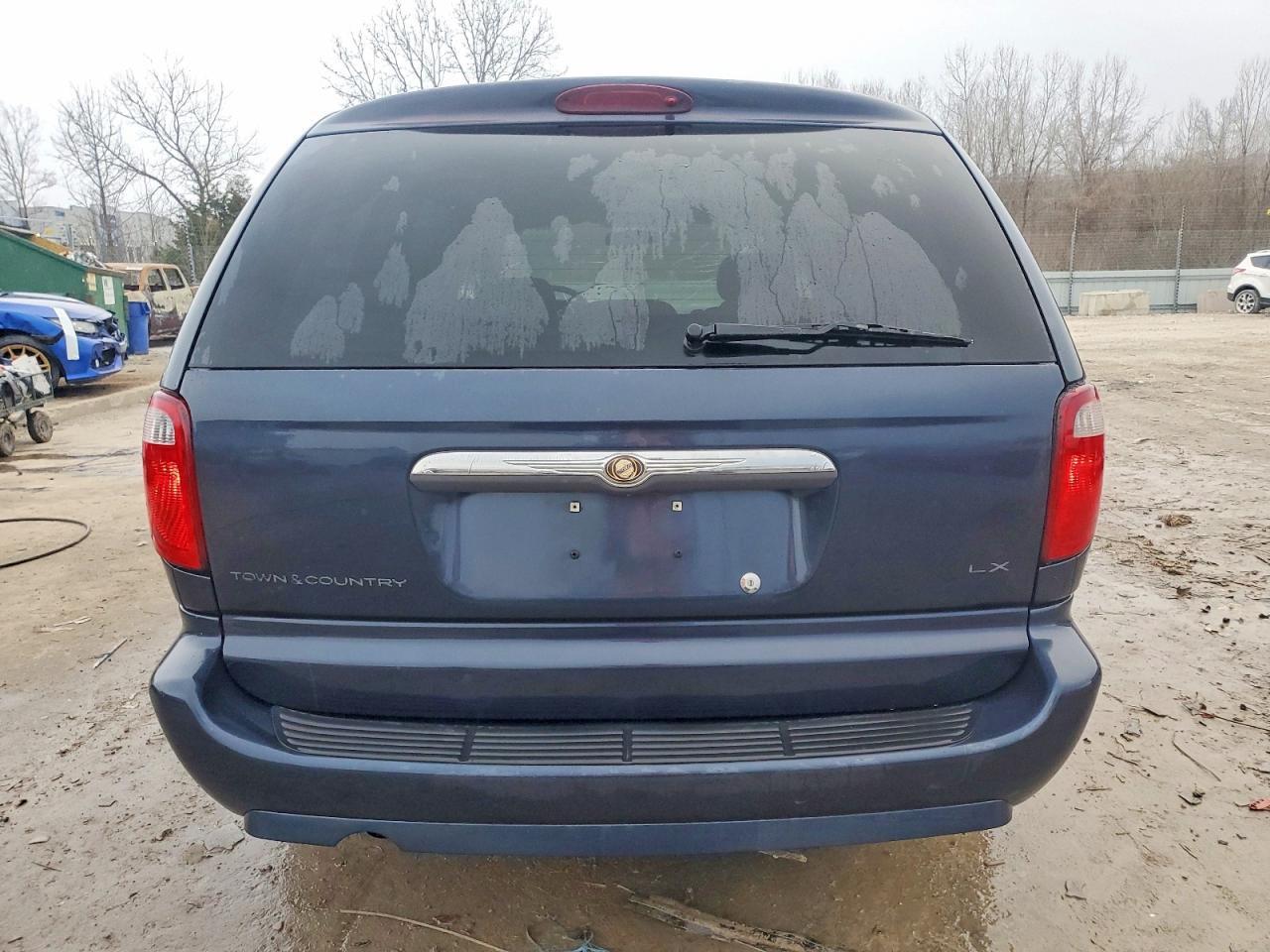 2007 CHRYSLER TOWN & COUNTRY LX photo 6