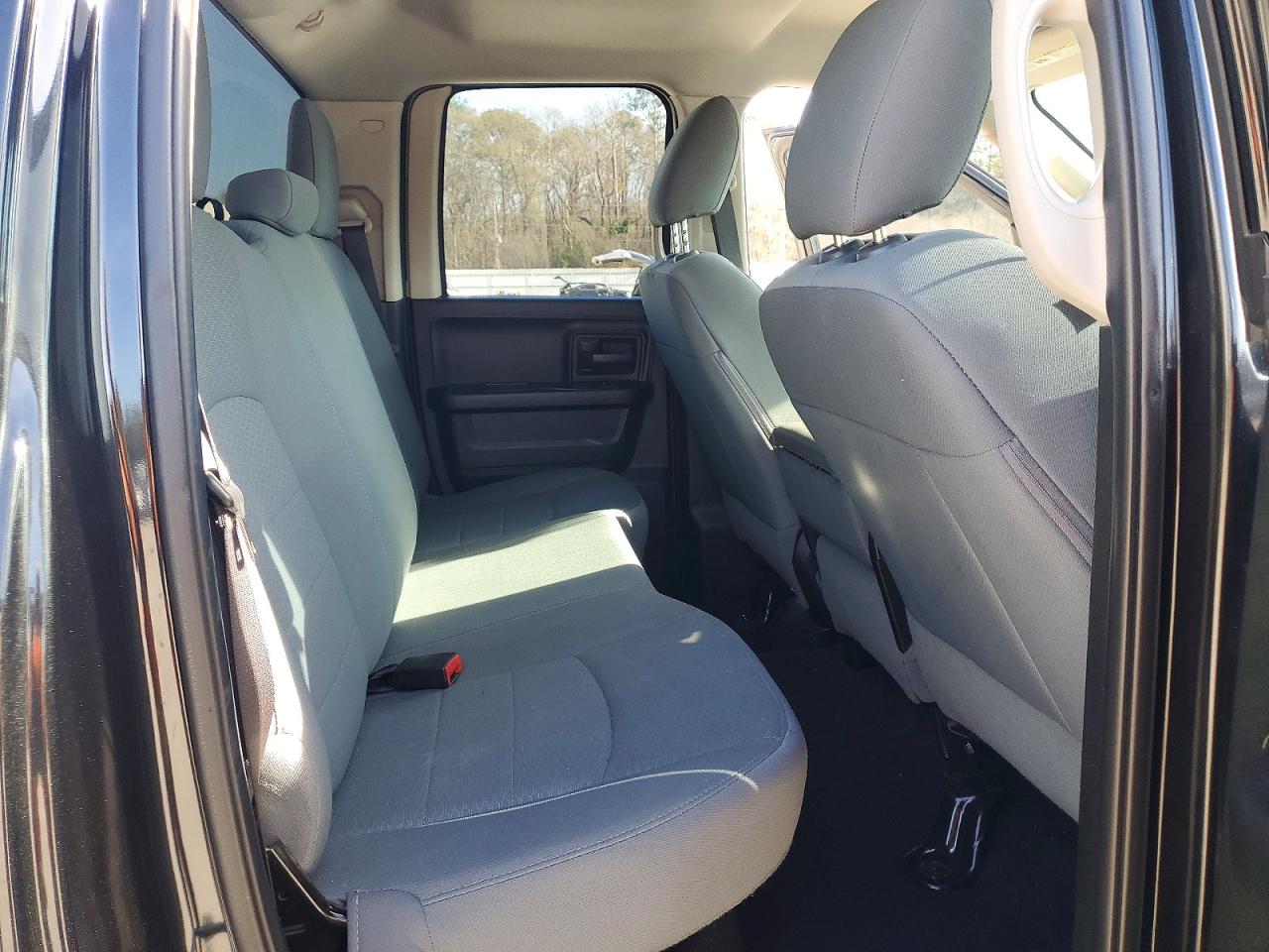 2017 RAM 1500 ST photo 10