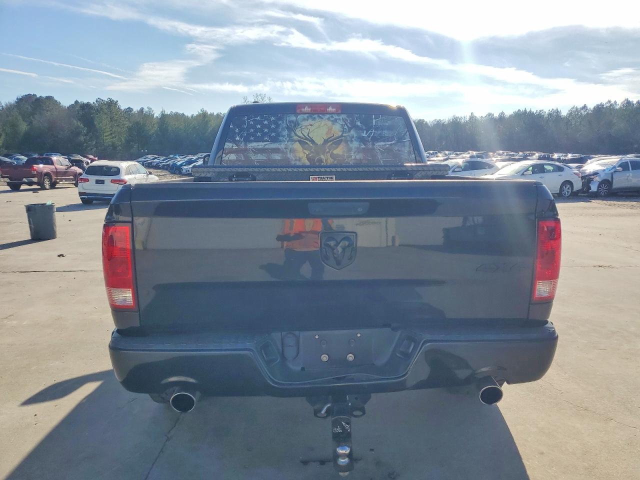 2017 RAM 1500 ST photo 6