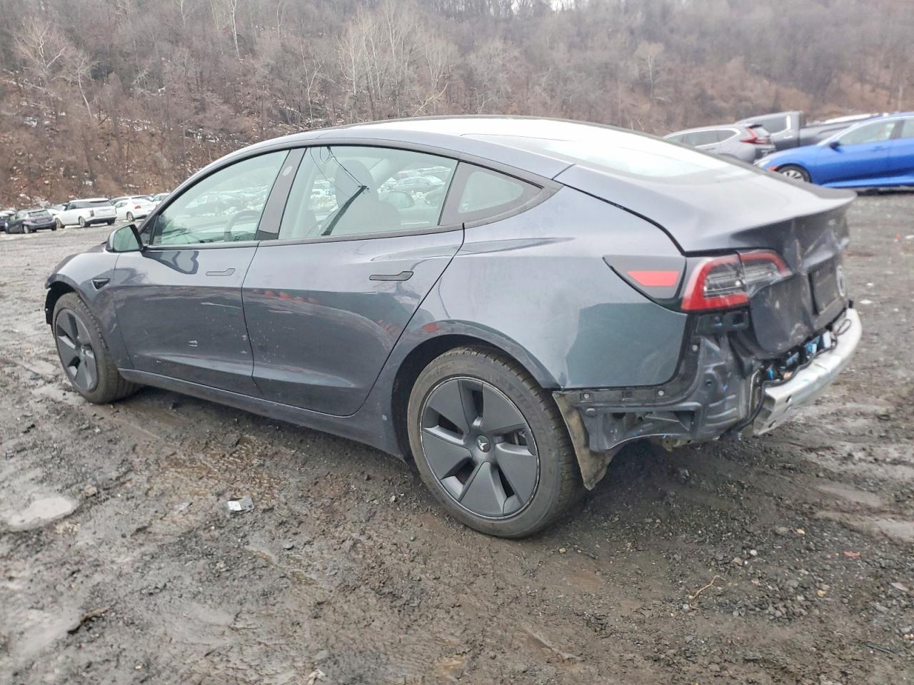 2022 TESLA MODEL 3 photo 2