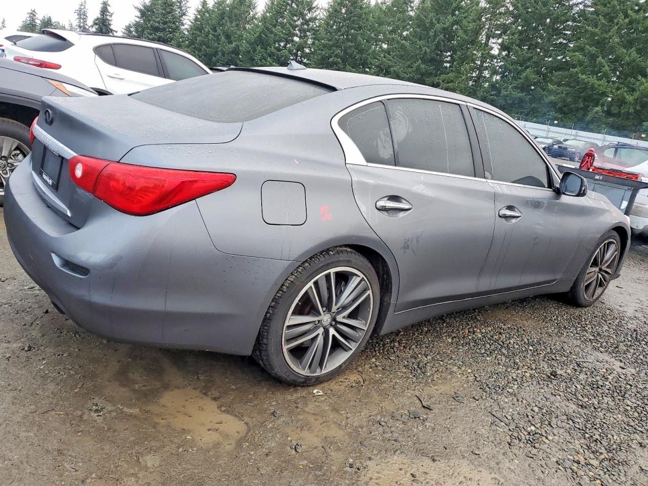2015 INFINITI Q50 BASE photo 3