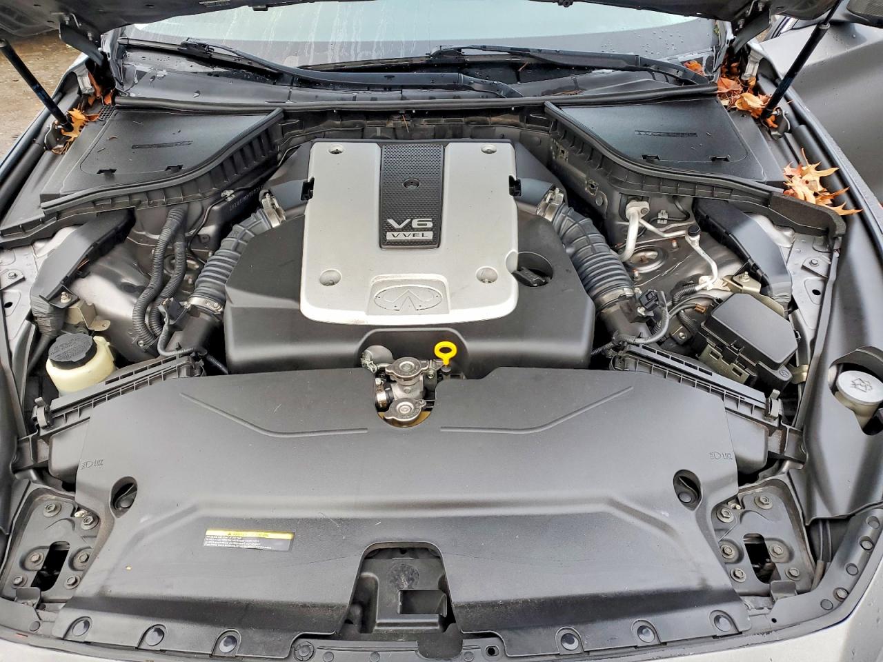 2015 INFINITI Q50 BASE photo 11