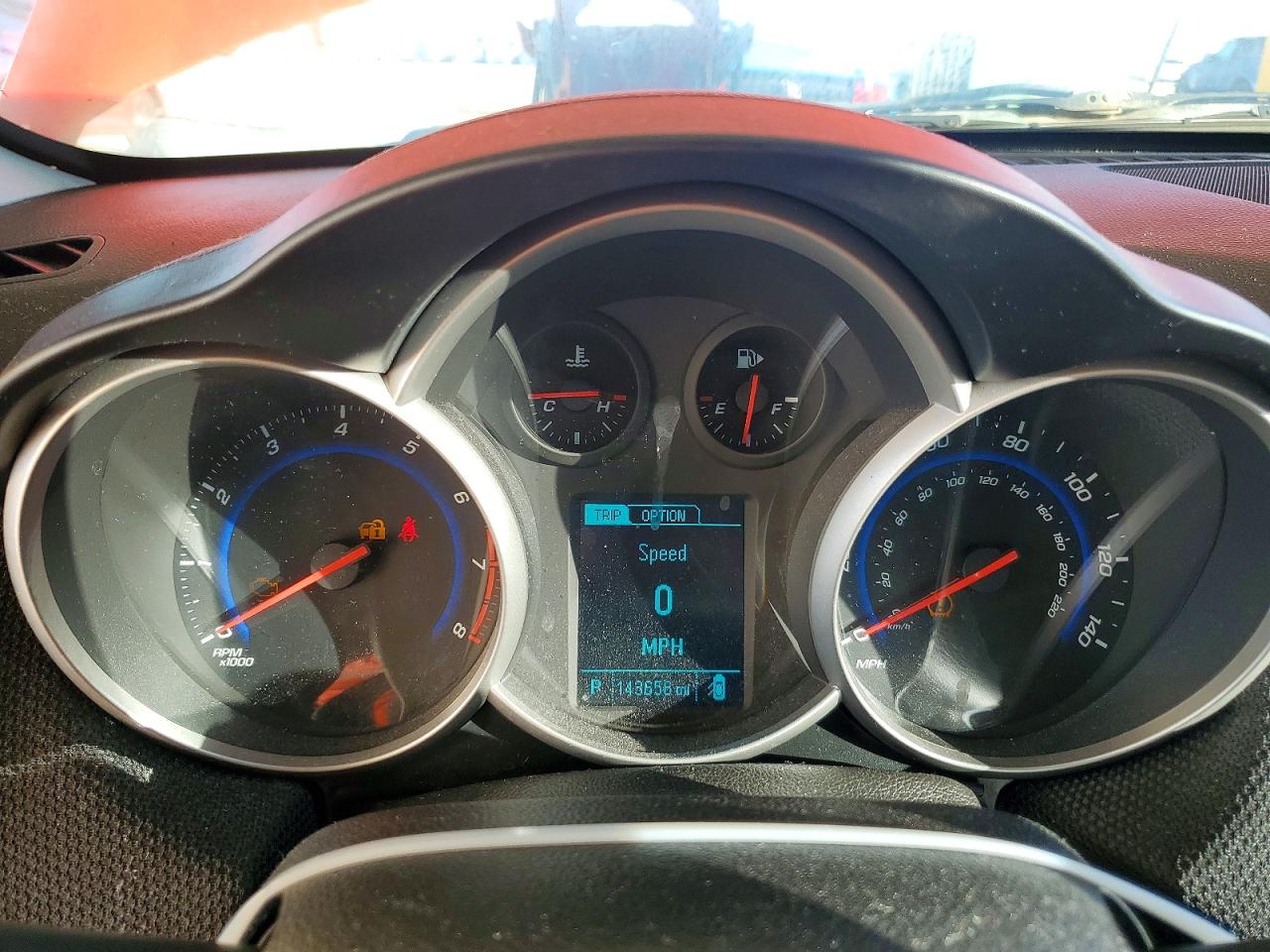 2016 CHEVROLET CRUZE LIMITED LT photo 9