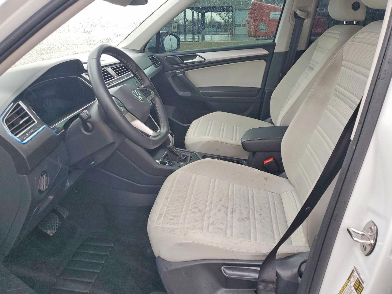 2024 VOLKSWAGEN TIGUAN S photo 7