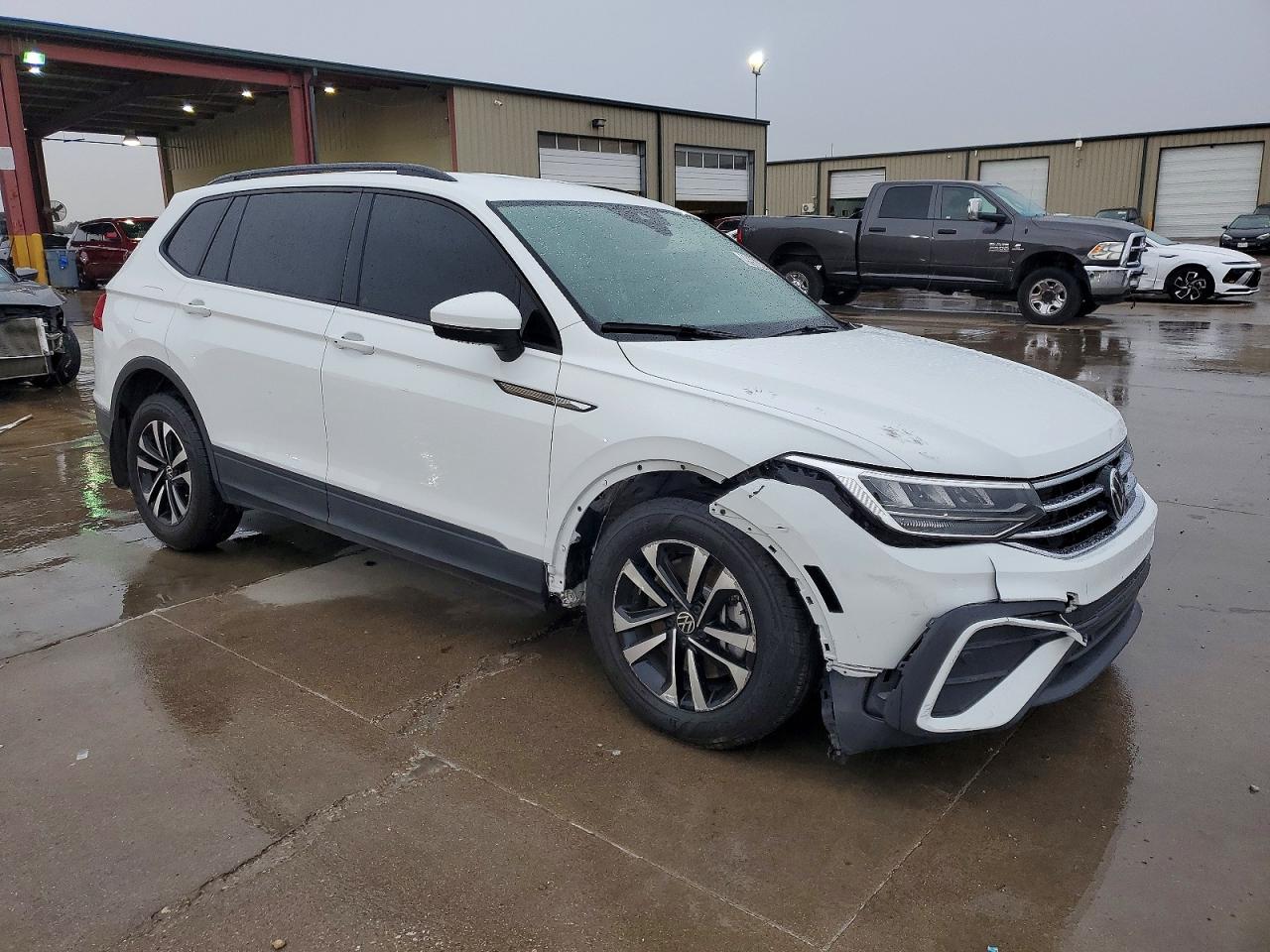 2024 VOLKSWAGEN TIGUAN S photo 4