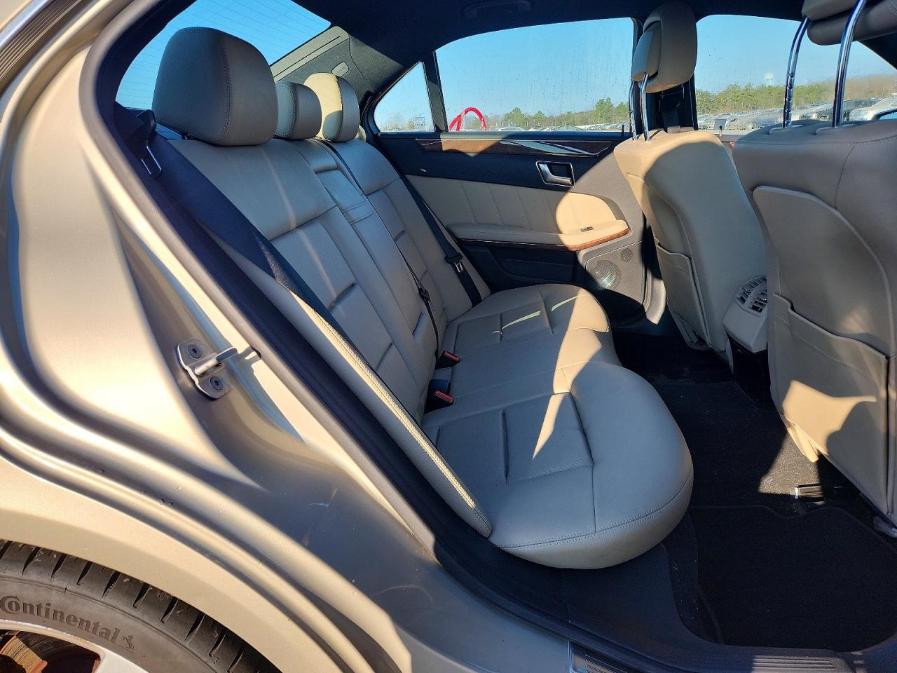 2012 MERCEDES-BENZ E 350 photo 10
