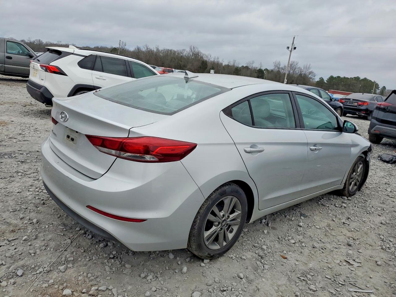 2017 HYUNDAI ELANTRA SE photo 5