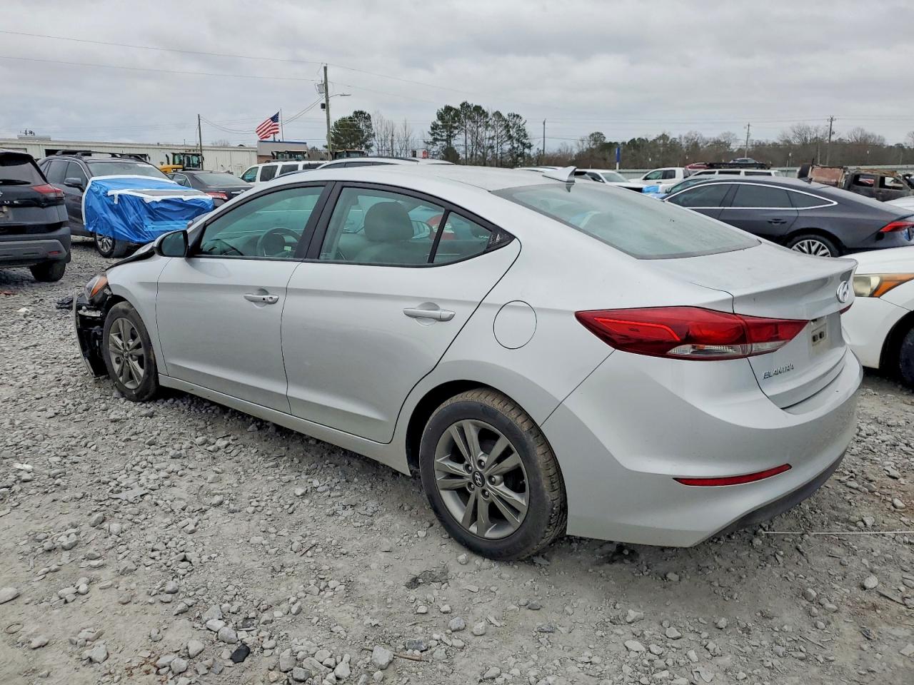 2017 HYUNDAI ELANTRA SE photo 3