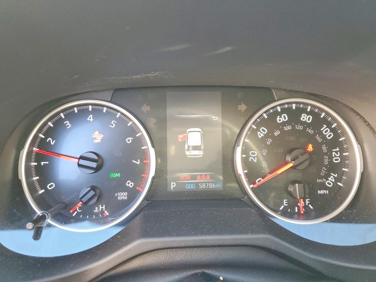 2021 TOYOTA RAV4 LE photo 9