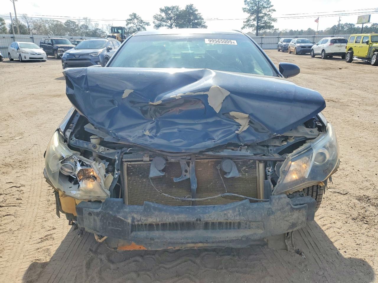 2014 TOYOTA CAMRY L photo 5