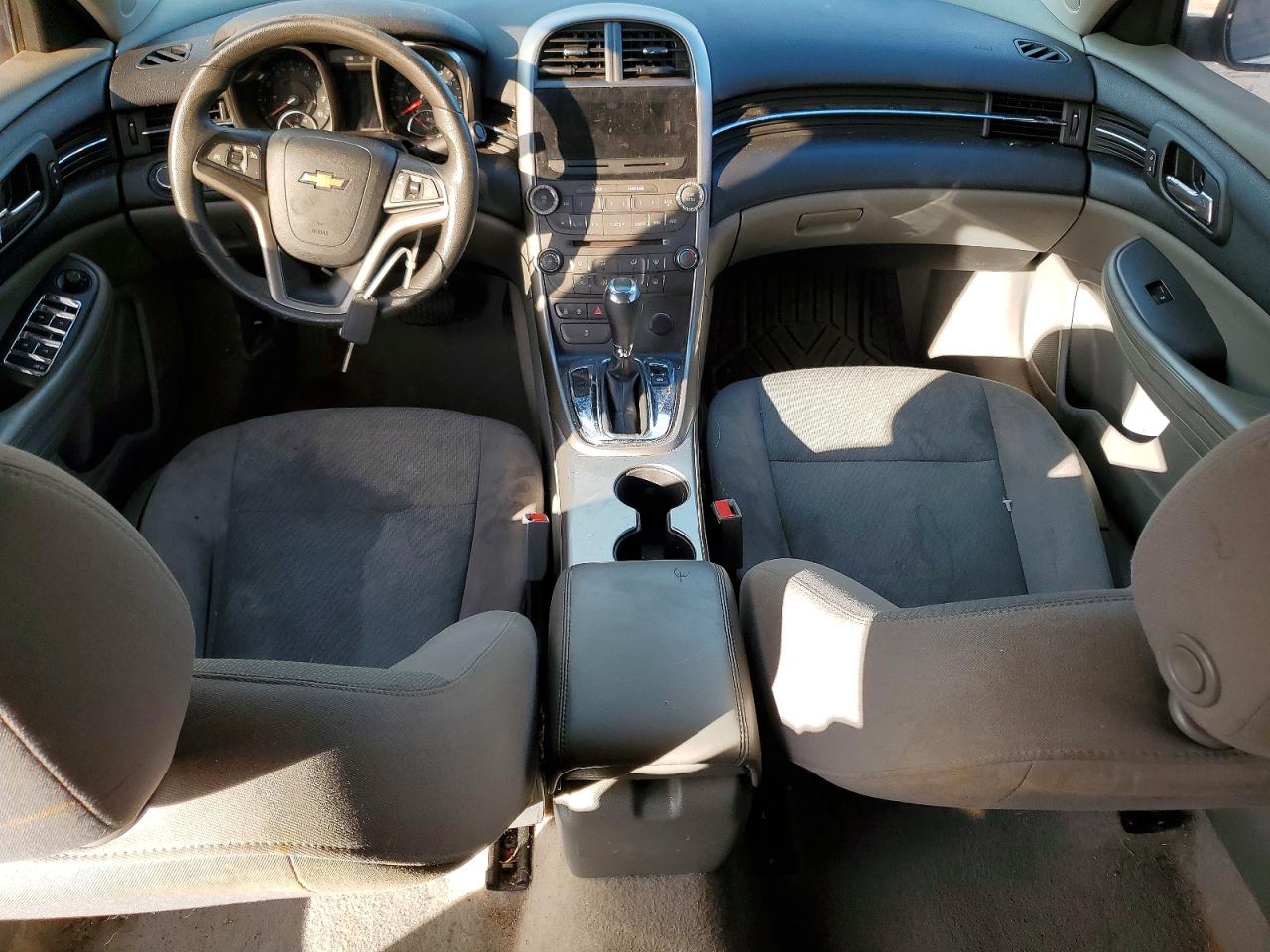 2013 CHEVROLET MALIBU LS photo 8