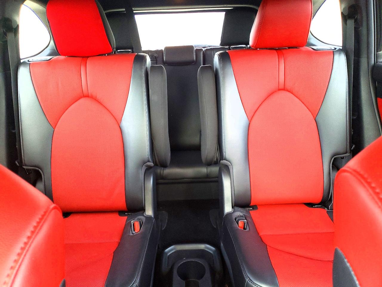2021 TOYOTA HIGHLANDER XSE photo 10