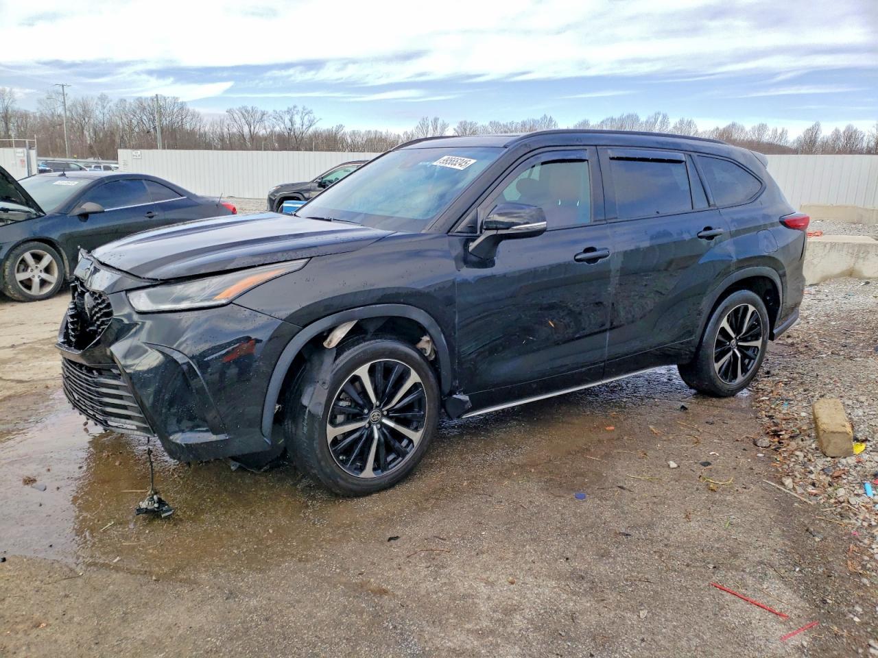 2021 TOYOTA HIGHLANDER